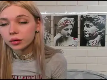 Chaturbate Best live sex cam show of blondy_fina