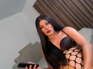 Chaturbate Live Sex Cam of urnauthy_ciliaxxx