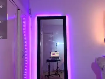 Chaturbate Watch Live Sex Cams of littlesexyrubi