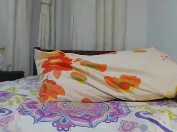 Chaturbate Live Sex Cam of camila_blandexxxx