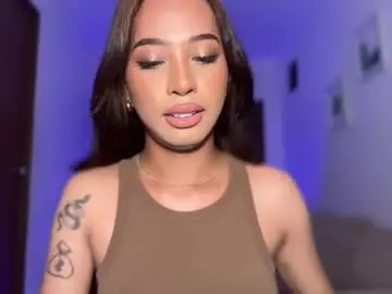 Chaturbate Free Live Porn of ivorycollins