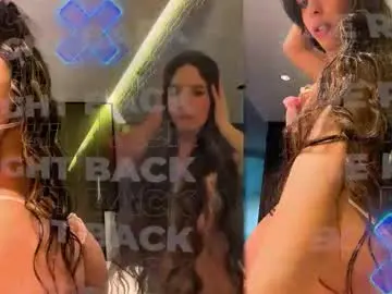 Chaturbate Nude Webcam of stephie01