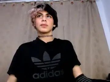 Chaturbate Free Porn Cam of darasweet20