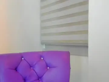 Chaturbate Live Sex Cam of valezny69