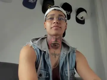 Chaturbate Watch Live Sex Cams of santi_xximo