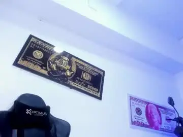 Chaturbate Free Porn Cam of abbysmiitth_