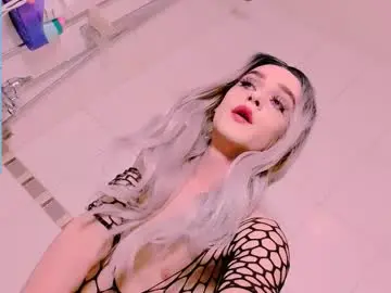 Chaturbate Live Sex Cam of barbara_6_6_6