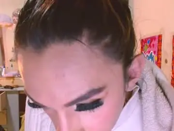 Chaturbate Live Sex Cam of dayanna_01_