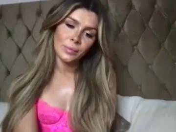 Chaturbate Adult Video Chat of tsevaxx