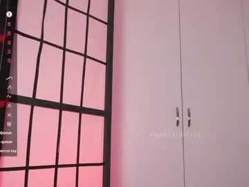 Chaturbate Adult Webcam of roselinedior