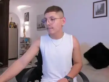Chaturbate Adult Video Chat of a_lejandro_08