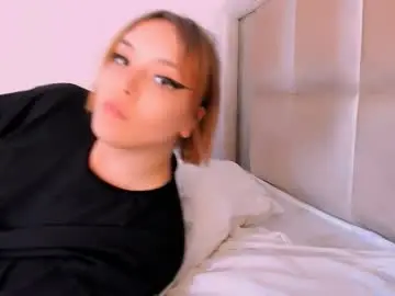 Chaturbate Watch Live Sex Cams of yomoyoo