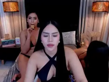 Chaturbate Live Porn of hennessygoddess69