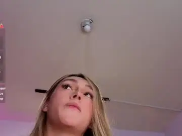 Chaturbate Watch Live Sex Cams of antonellastar24_