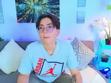 Chaturbate Live Sex of ivy_miller01
