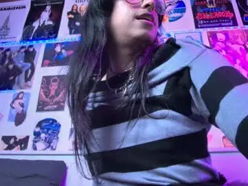 Chaturbate Free Live Porn of snowblack_