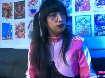 Chaturbate Watch Live Sex Cams of snowblack_