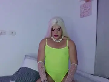 Chaturbate Free Porn Cam of isahilton1