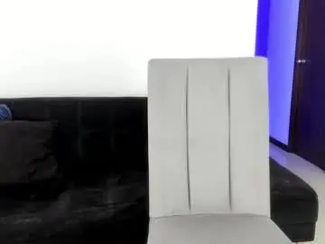 Chaturbate Live Sex Cam of angelturned01