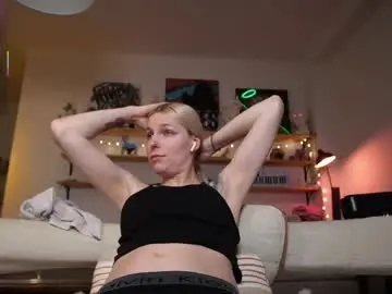 Chaturbate Live Porn of yourprettykate_