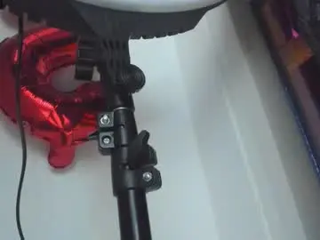 Chaturbate Free Porn Cam of madisson_beerr