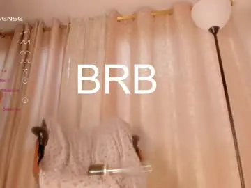 Chaturbate Live Sex Cam of isabelsexysmile_