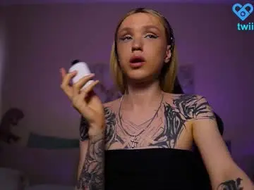 Chaturbate Nude Webcam of twiinkie_pie