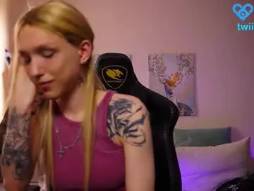 Chaturbate Nude Webcam of twiinkie_pie