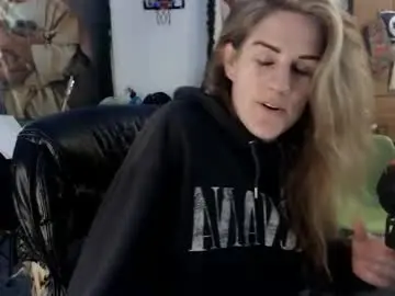 Chaturbate Sex Cam of katiecutie_5