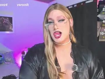Chaturbate Live Sex Cam of veronika_foxter