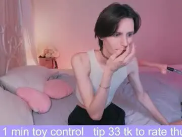 Chaturbate Nude Webcam of kira_long