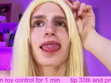 Chaturbate Best live sex cam show of kira_long