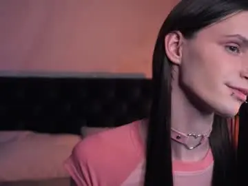 Chaturbate Adult Webcams of kira_long