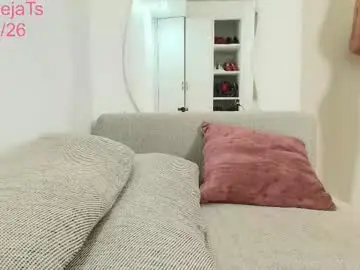 Chaturbate Watch Live Sex Cams of petitealejats