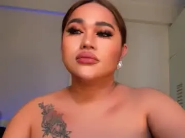 Chaturbate Live Sex Cam of bellaswildcummer