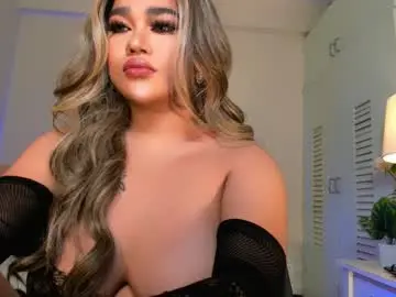 Chaturbate Live Sex Cam of bellaswildcummer