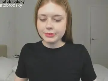Chaturbate Live Sex Cam of yamatobrodsky1