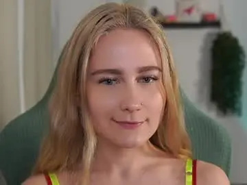 Chaturbate Sex Cam of glossy_babe_