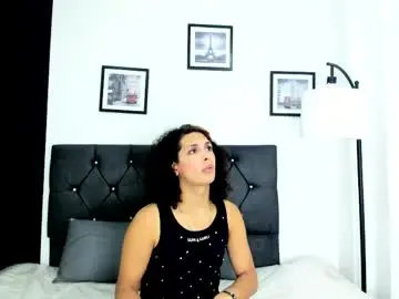 Chaturbate Live Sex Cam of trinitypresley