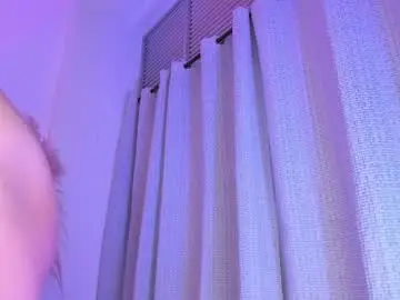Chaturbate Nude Webcam of emmaclark_1