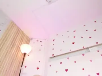 Chaturbate Watch Live Sex Cams of emmaclark_1