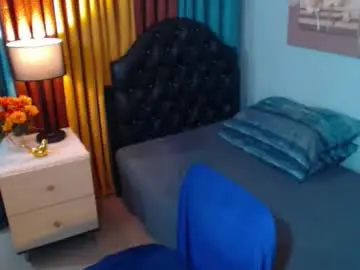 Chaturbate Live Sex Cam of skinnyhotfantasy