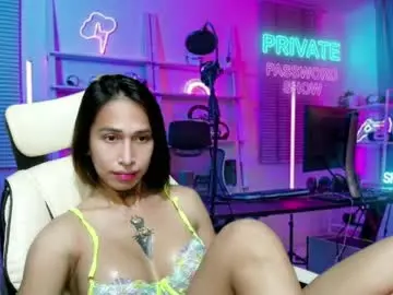 Chaturbate Free Live Porn of snow_2000
