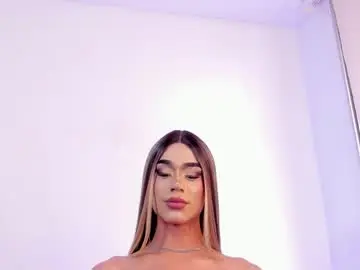 Chaturbate Best live sex cam show of cellesteevans