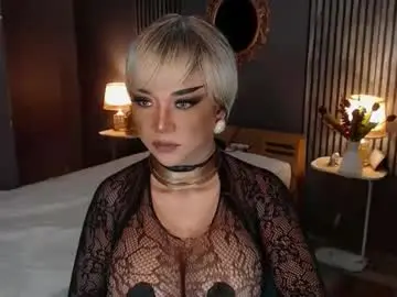 Chaturbate Nude Webcam of hugecockchristine