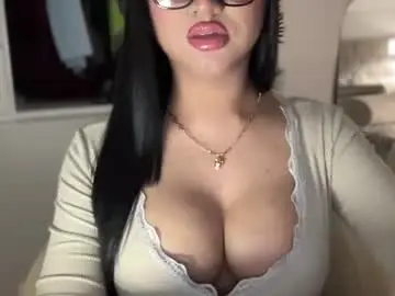 Chaturbate Live Sex Cam of foxyluscious