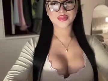 Chaturbate Live Sex Cam of foxyluscious