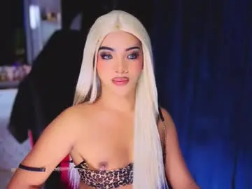 Chaturbate Nude Webcam of irina_woodshakylishxx