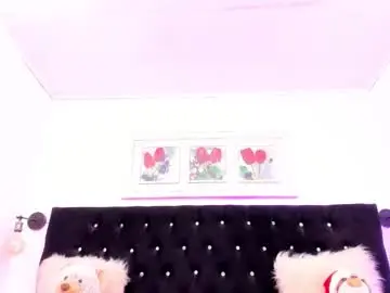 Chaturbate Free Porn Cam of coralinejoness