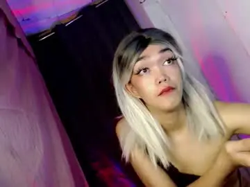 Chaturbate Nude Webcam of hot_moma69